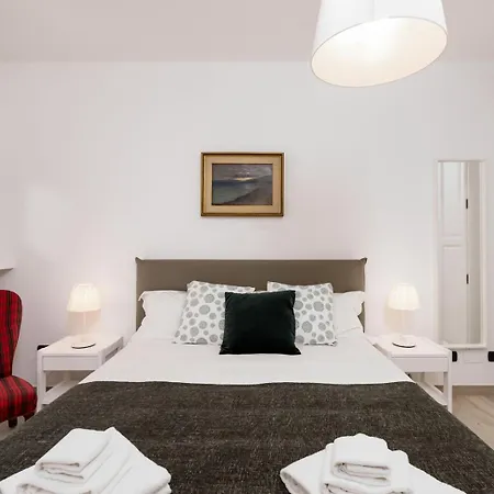 Hill View Piemonte Otel